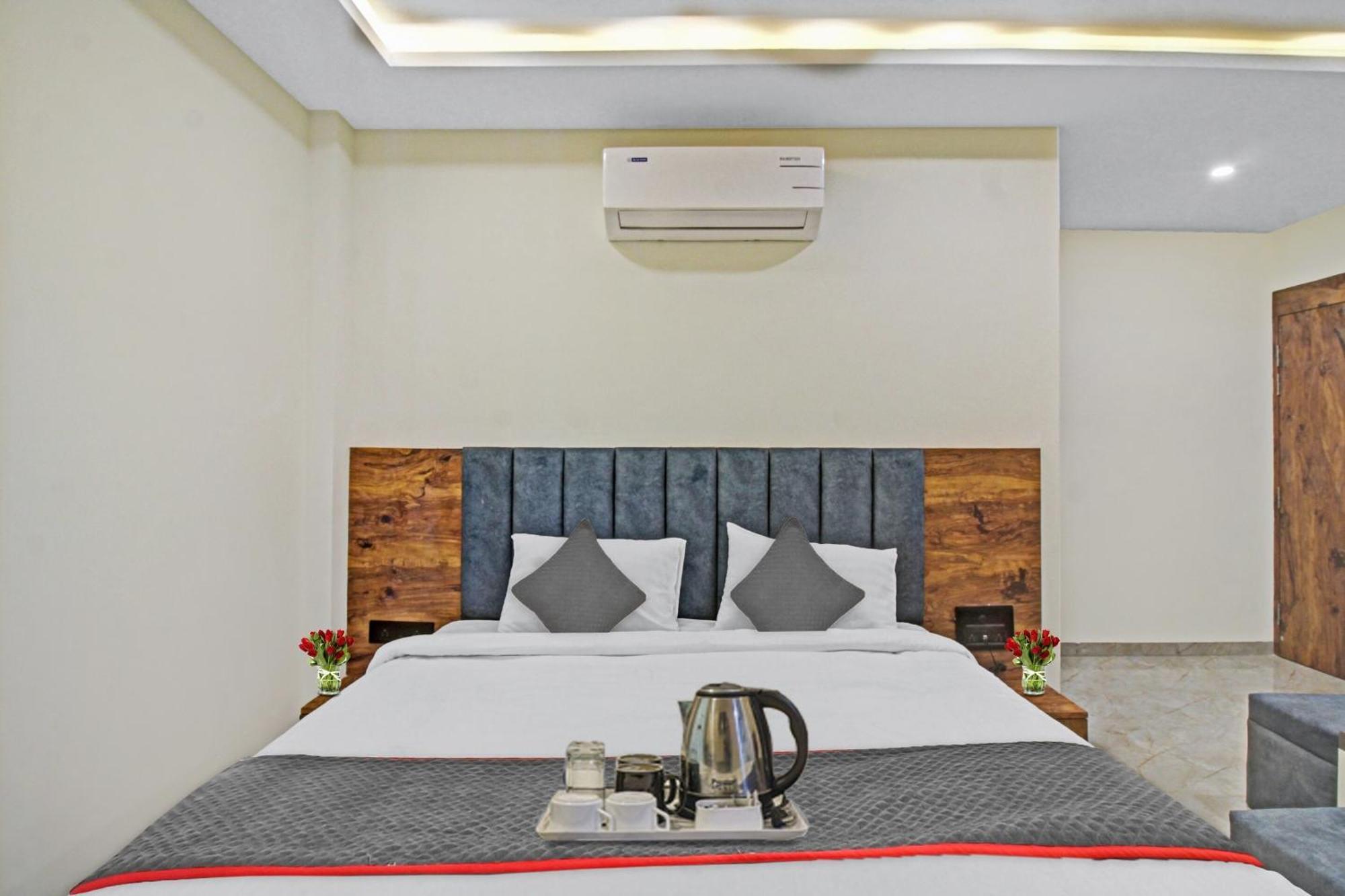 Townhouse Md Star Hotel Nagpur Exterior foto